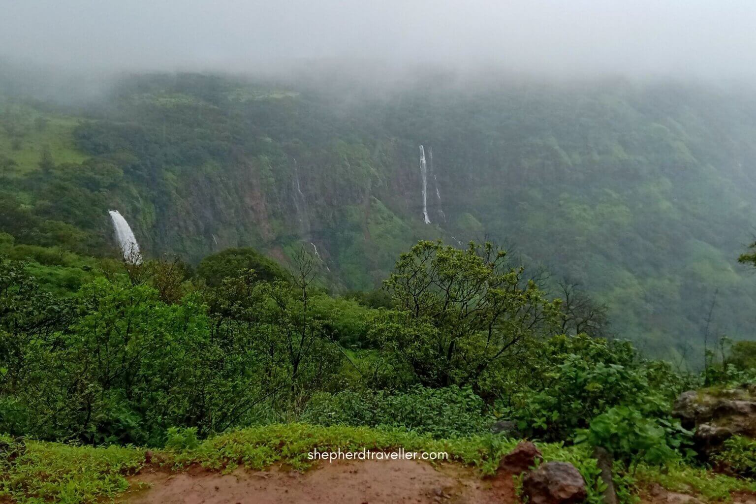 Kas Pathar, Kaas Lake & Vajrai Waterfall: Valley of Flowers