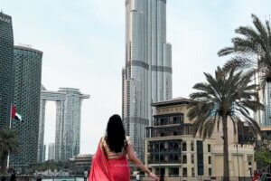 Read more about the article I wore a saree at Burj Khalifa – photography spots in  Dubai
